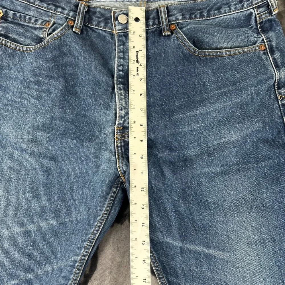 Levi's 505 Regular Fit Jeans Mens 38x34 Blue Medium Wash Straight Leg Denim
